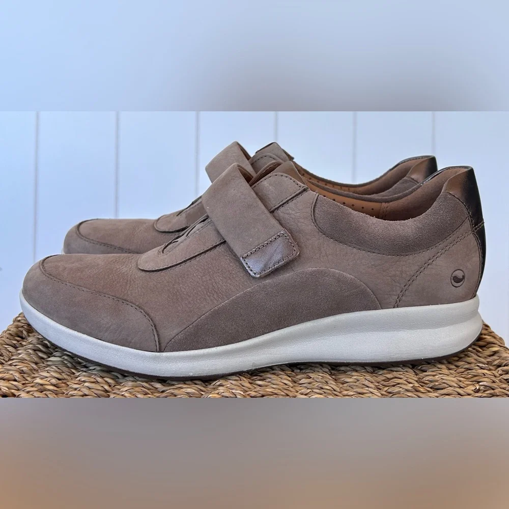 Clarks‎ Unstructured Women’s Leather Un Adorn Lo Sneaker Taupe Size 10M